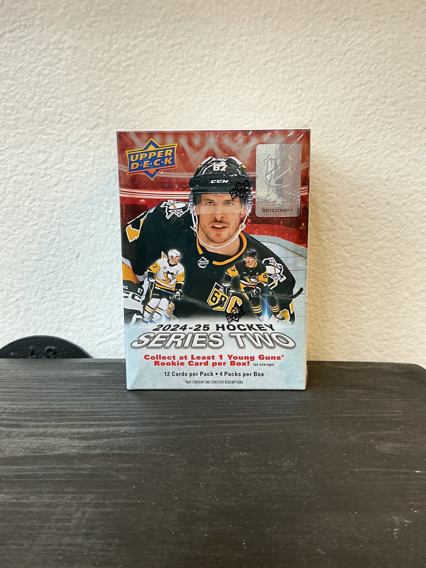 2024-25 Upper Deck Series Two NHL Blaster Box