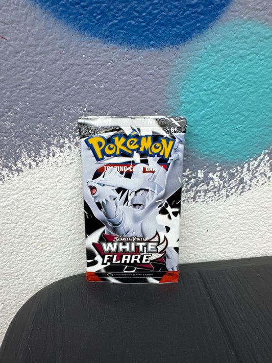 Pokemon Scarlet & Violet White Flare Booster Pack