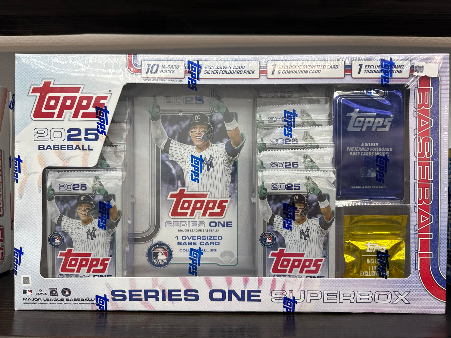2025 Topps MLB Series One Superbox
